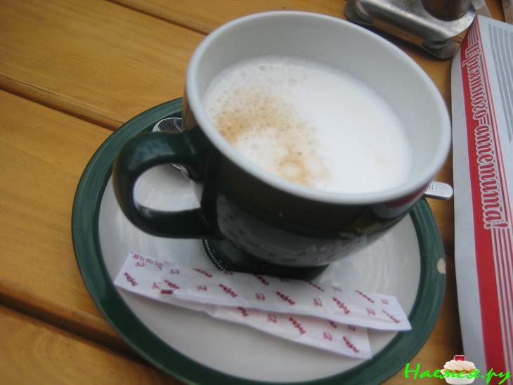 Аналогичный пирог со сливами