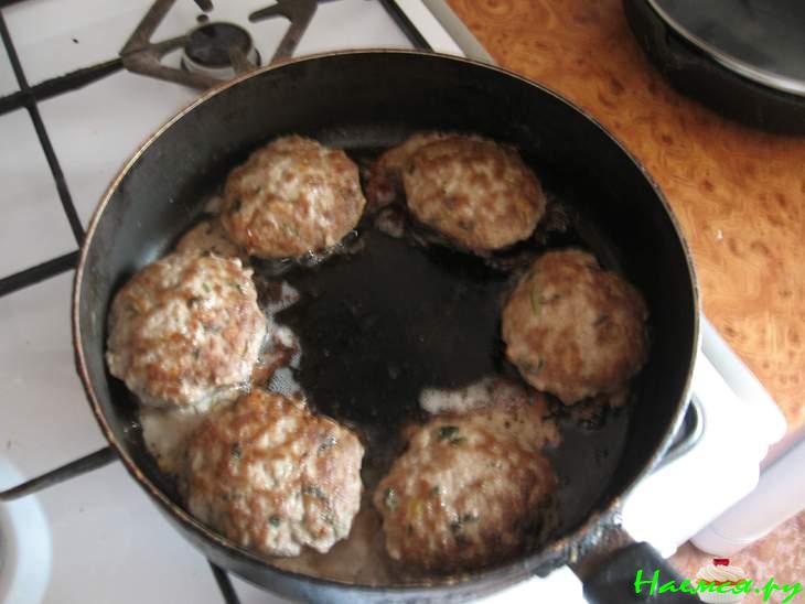 Шницели рубленые по-французски из смешанного фарша