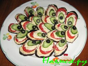 Закуска "Павлиний хвост" из баклажан