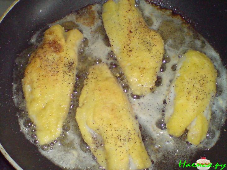 Рыба, запеченная под грибами