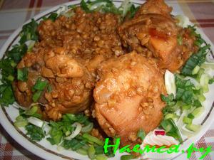 Курица с гречкой в яблочном соке