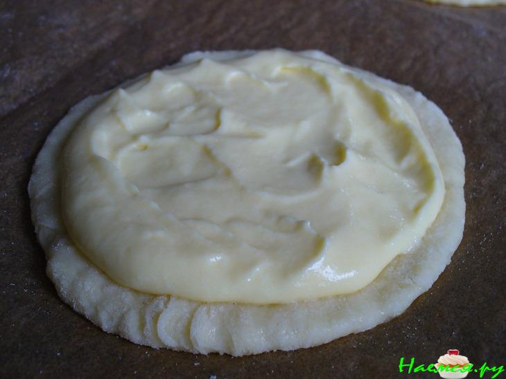 Пирожное с черникой