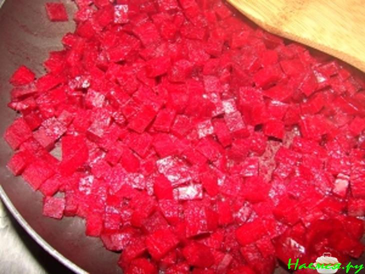 Суп-пюре из свеклы с яблоками "Для дружеской вечеринки"