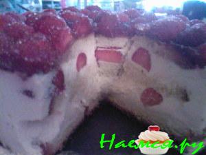 Торт "Йогуртовая клубничка" Торт "Йогуртовая клубничка"