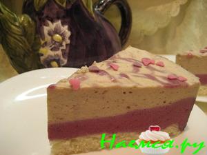 Торт бисквитный со смородиновым и банановым муссом "Наслаждение"