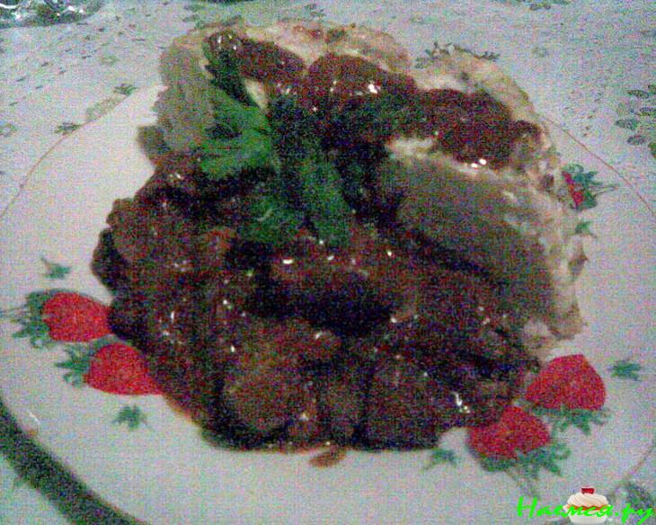 Пряная куриная печеночка с кетчупом и коньяком