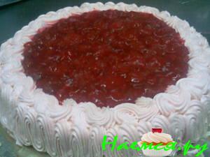 Торт "Виктория" с клубникой Торт "Виктория" с клубникой