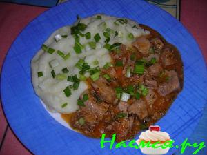 Свинина в соусе