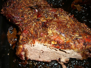 Баранья нога тушенная