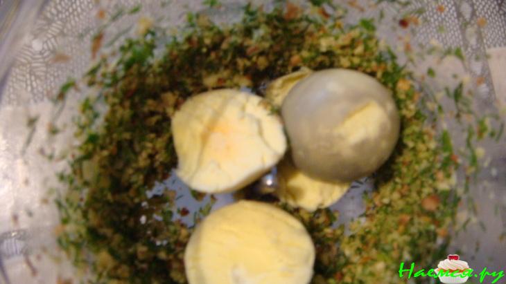 Яйца ореховые