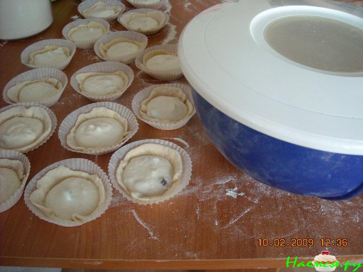 Ватрушки дрожжевые с творогом Ватрушки дрожжевые с творогом