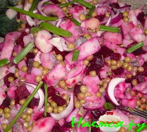 Салат из сельди с антоновкой Салат из сельди с антоновкой