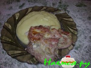 Свининка с прослойкой из лука