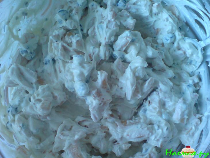 Яблочно-фисташковый торт без выпечки