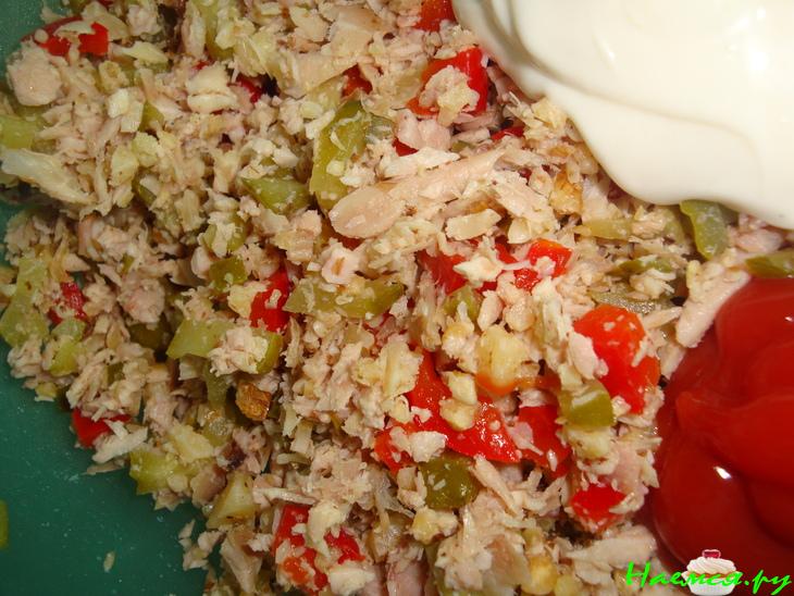 Закуска на помидоре