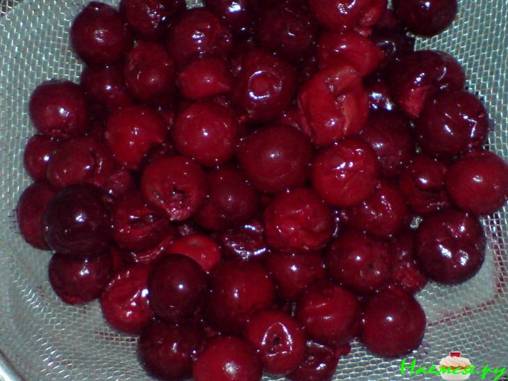 Пирог из Рикотты с вишнями