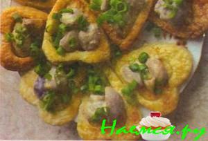 Слоенные сердечки с грибами