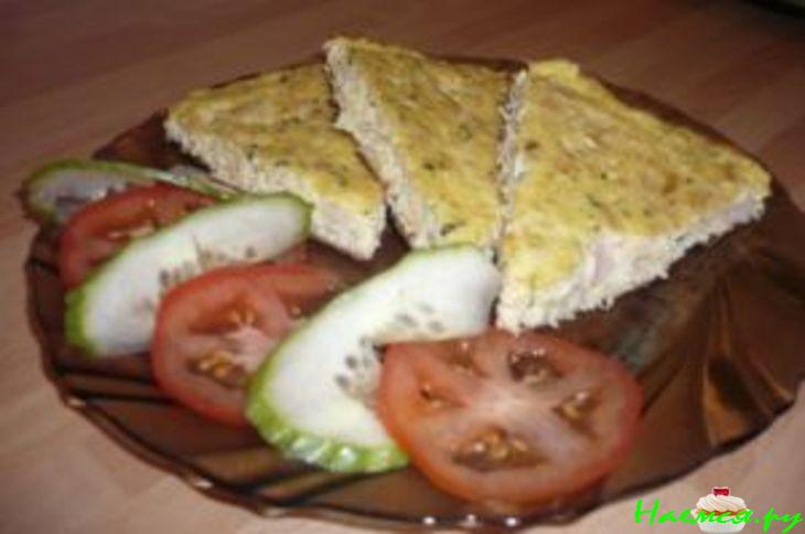 Омлет с тунцом 