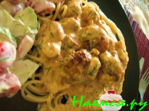 Тефтели с грибным соусом