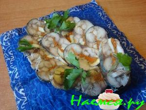 Рулет из скумбрии с салом