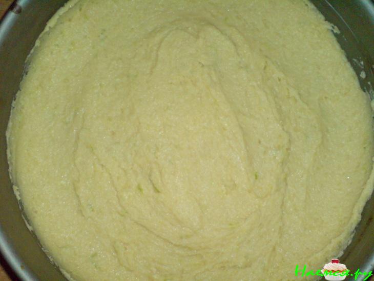 Яблочный пирог под медово-сметанно-яичной заливкой