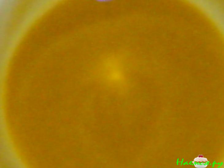 Куличи дрожжевые с шафраном и коринкой