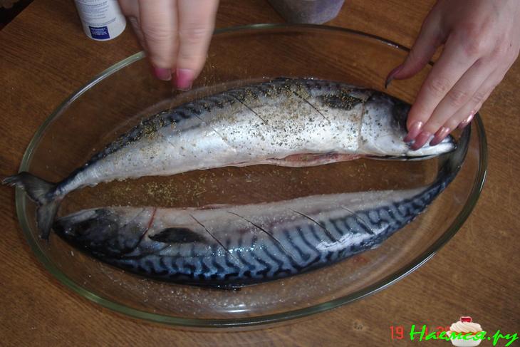 Скумбрия пряная из духовки