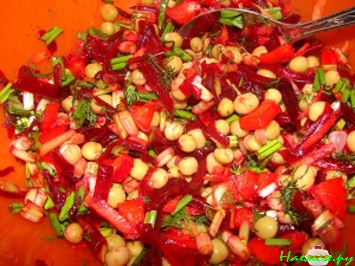 Салат " Оттенки красного и зелёного"