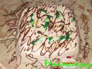 Сметанно-творожный десерт с фруктами