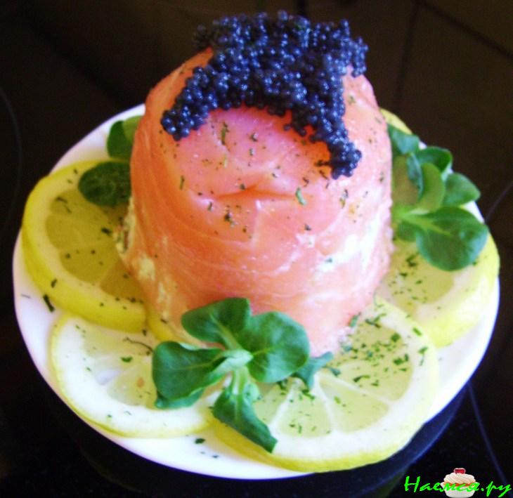 Закуска из лосося «Поцелуйчик-колокольчик»