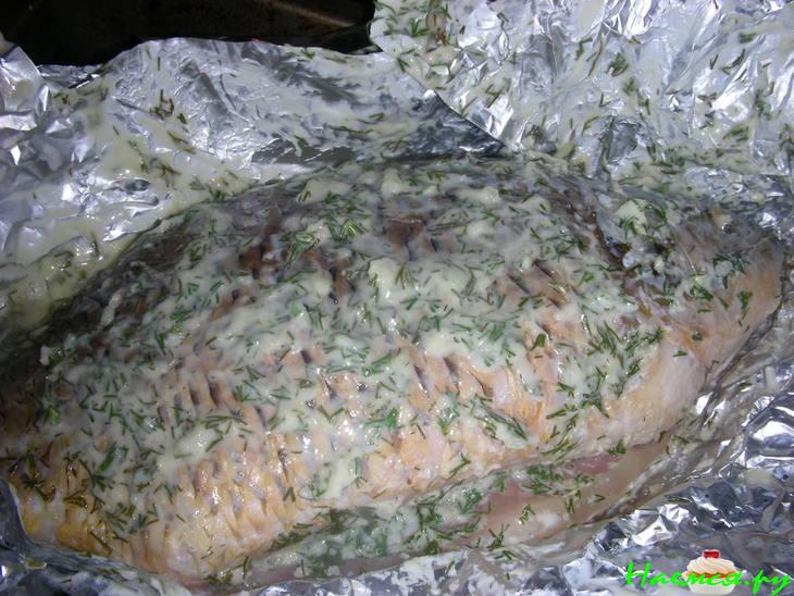 Чесночно-укропный карп