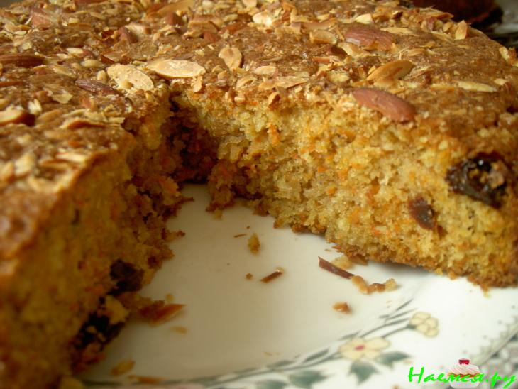 Морковный кекс с изюмом и кокосовой стружкой Морковный кекс с изюмом и кокосовой стружкой