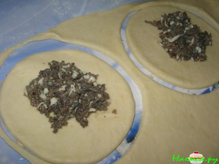 Пирожки из дрожжевого теста без расстойки, из холодильника