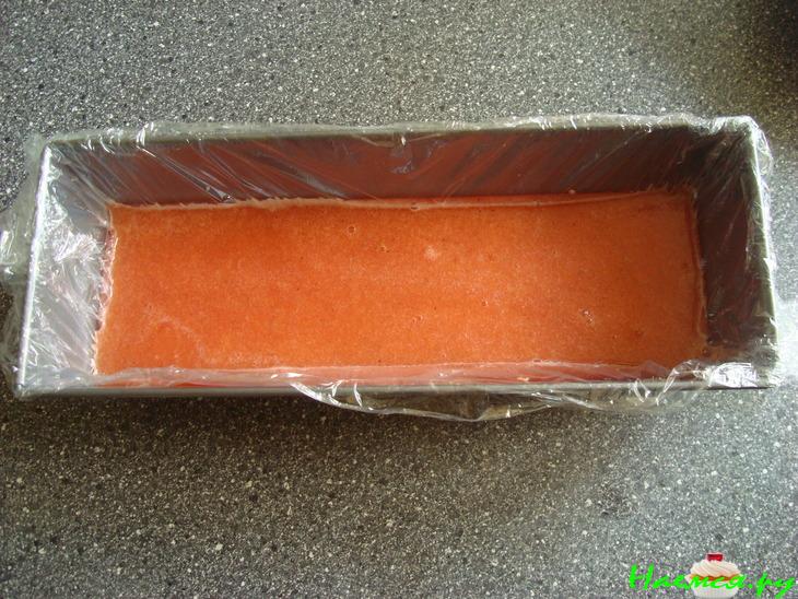 Моцарелла с креветками и желе из помидоров