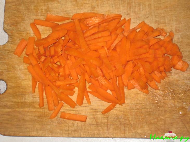 Гороховый супец с копчеными ребрышками Гороховый супец с копчеными ребрышками