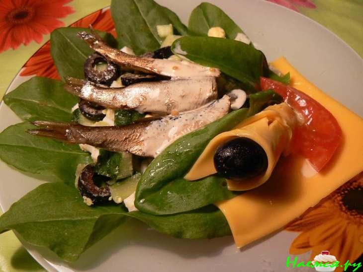 Салат "Рыбка в постельке" Салат "Рыбка в постельке"