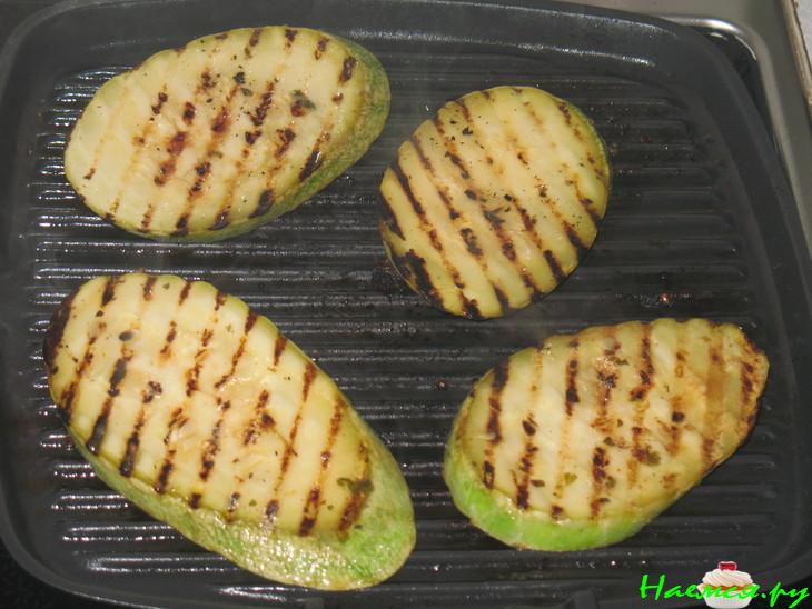 Кабачки, запеченные на гриле
