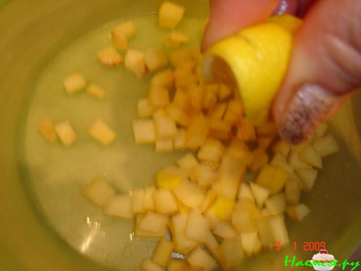 Салат с опятами и айвой "Экспромт" Салат с опятами и айвой "Экспромт"