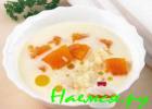 Молочный рисовый суп с тыквой