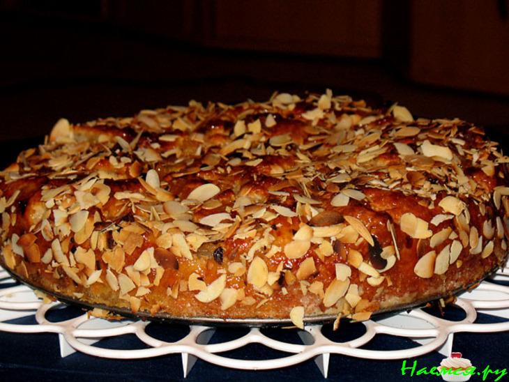 Пирог из абрикосовых розеток