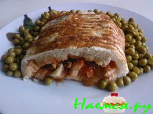 Омлет с ветчиной или беконом и овощами