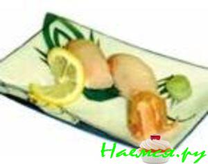 Морской окунь, тушеный в огуречном рассоле