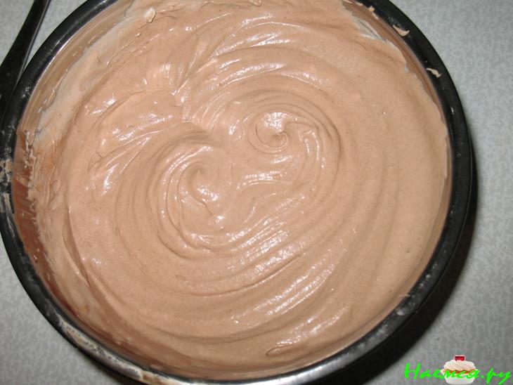 Пирожные с вишней и шоколадом