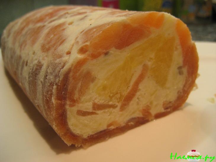 Рулет из копченого лосося с яблоком Рулет из копченого лосося с яблоком