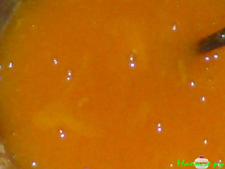 Куличи дрожжевые с шафраном и коринкой