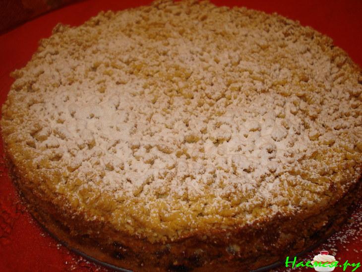 Торт Штрейзельский с черносливом и сливовым повидлом