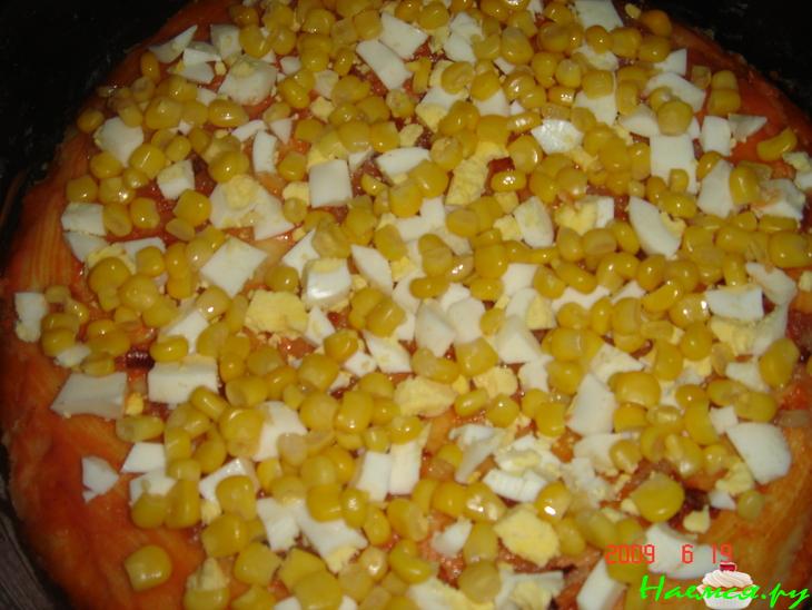 Пирог с колбасой по-столичному