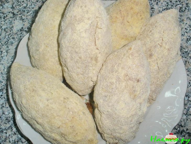 Куриные котлеты со сливочно-ореховой начинкой