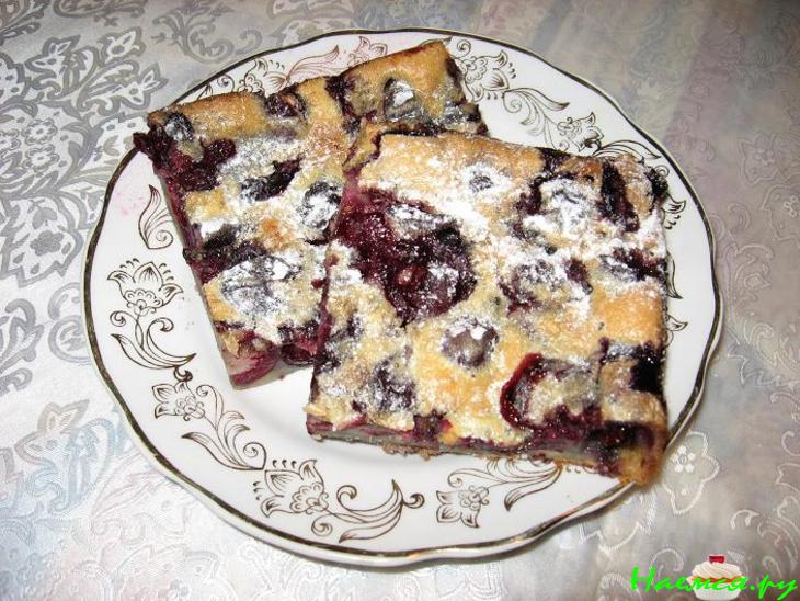 Клафути с черешней