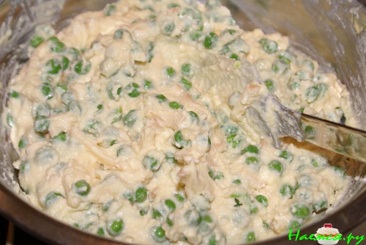 Мини-запеканки с зелёным горошком и сыром Мини-запеканки с зелёным горошком и сыром